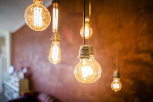 Waty i lumeny – jak określić moc żarówki i o co w tym wszystkim chodzi? Waty i lumeny – jak określić moc żarówki i o co w tym wszystkim chodzi?