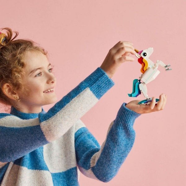 zestaw do budowania Lego Creator Magic Unicorn 31140 3 w 1 145 Części