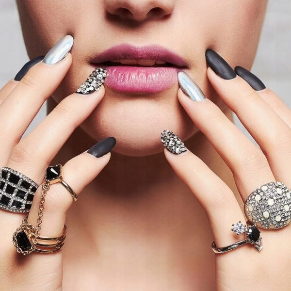 Cyrkonie Allepaznokcie SS5 light rose 1440 sztuk