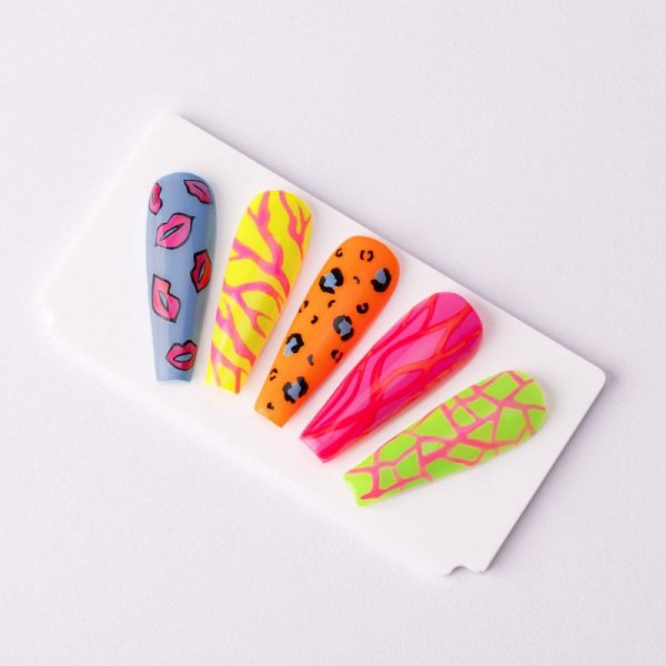 Lakier hybrydowy Molly Nails Neons Neon Kiwi HEMA/Di-HEMA Free 8g Nr 78
