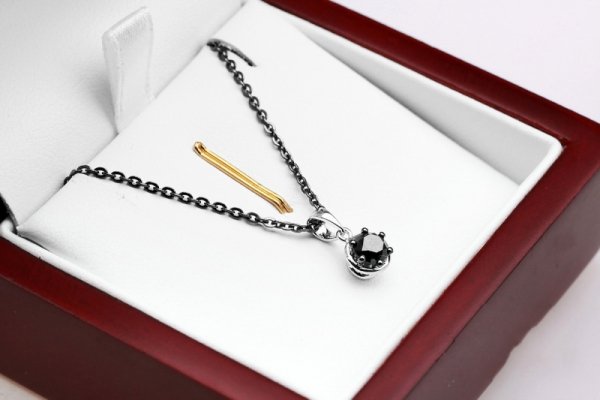 Wisiorek Złoto Diament WBD3178B