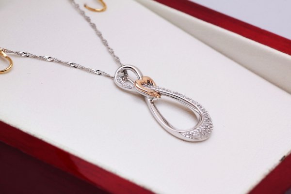 Wisiorek Złoto Diament WXD3685
