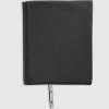 Ręcznik 4F 4FWSS25ATOWU052 czarny 20S czarny 65X90cm