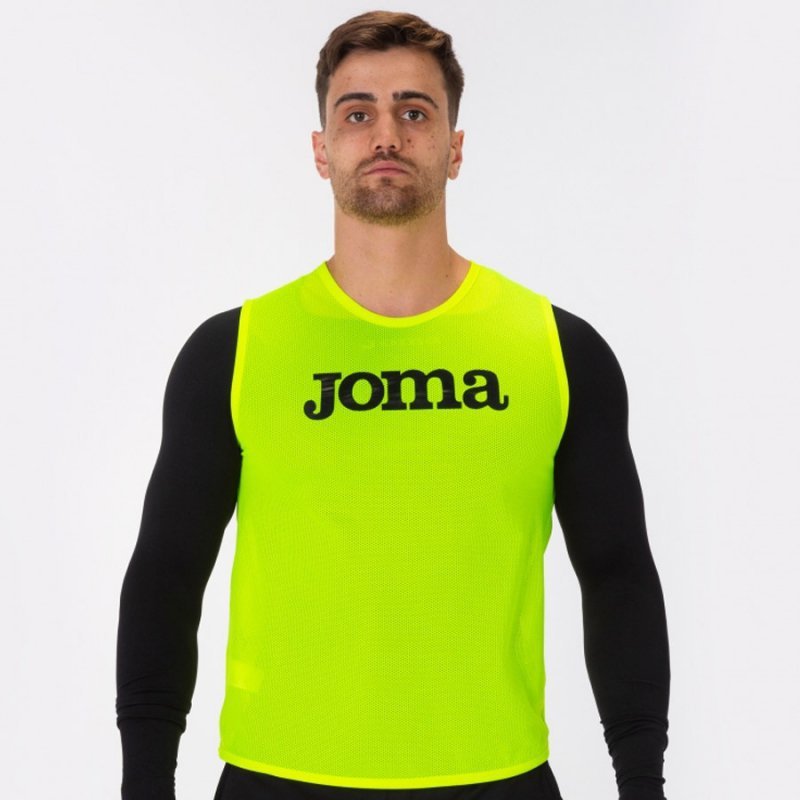 Znacznik Joma Training 101686.060 żółty 164 cm