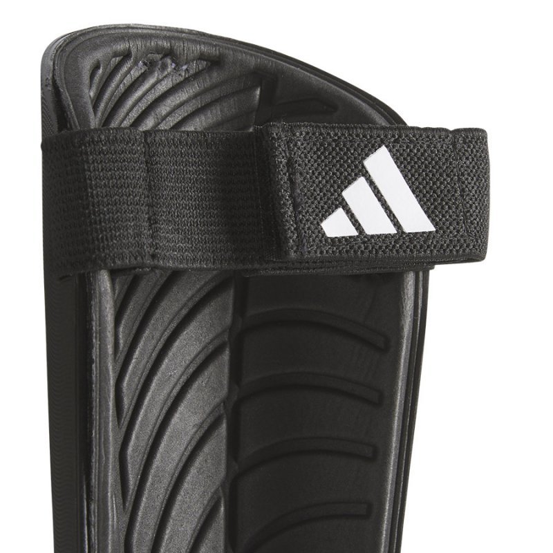 Nagolenniki piłkarskie adidas TIRO SG TRN IP3998 czarny S