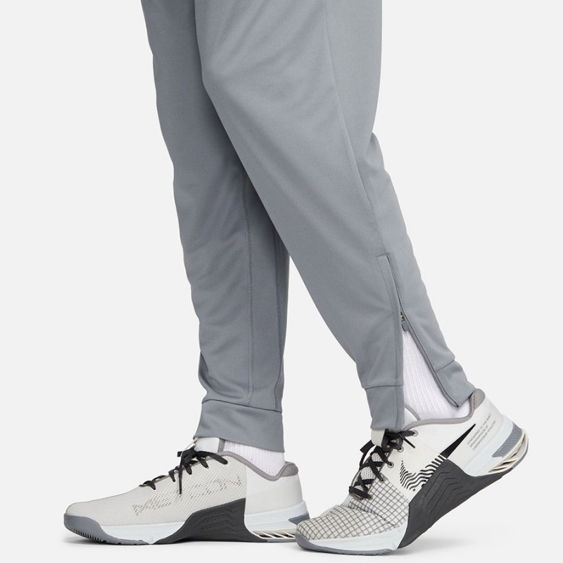 Spodnie Nike Totality FB7509-084 szary M