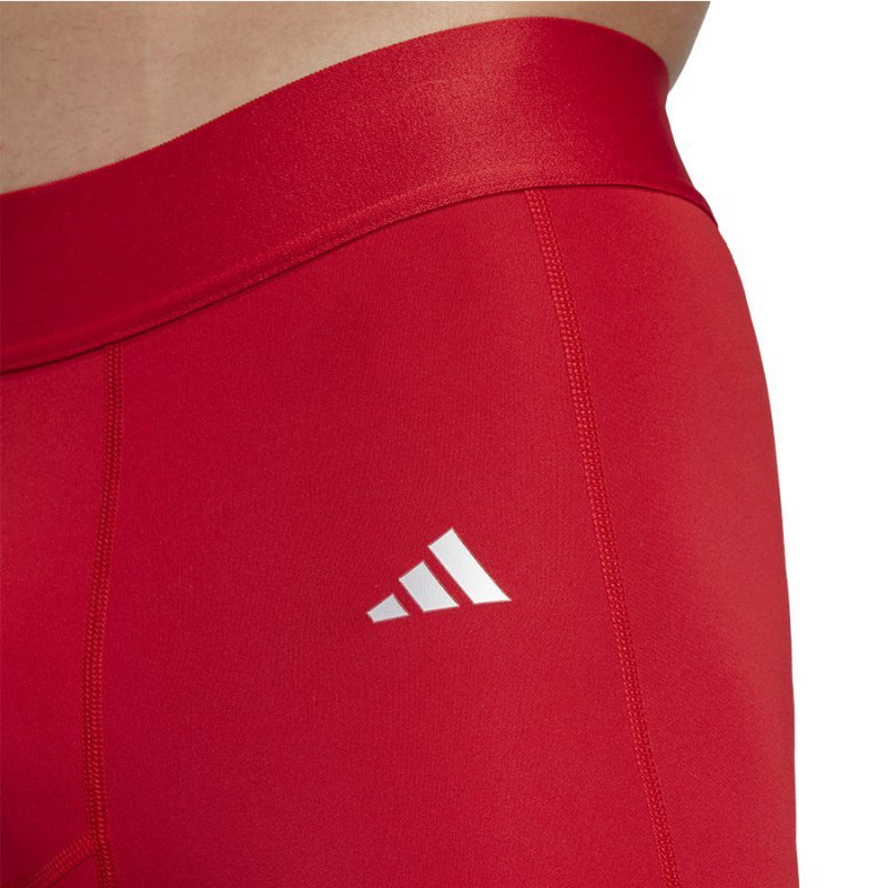 Spodenki adidas TechFit JP1464 czerwony XS