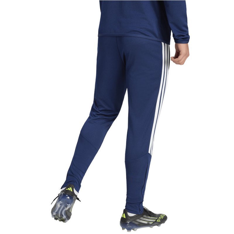 Spodnie adidas TIRO 26 Training Pants JY7110 granatowy S