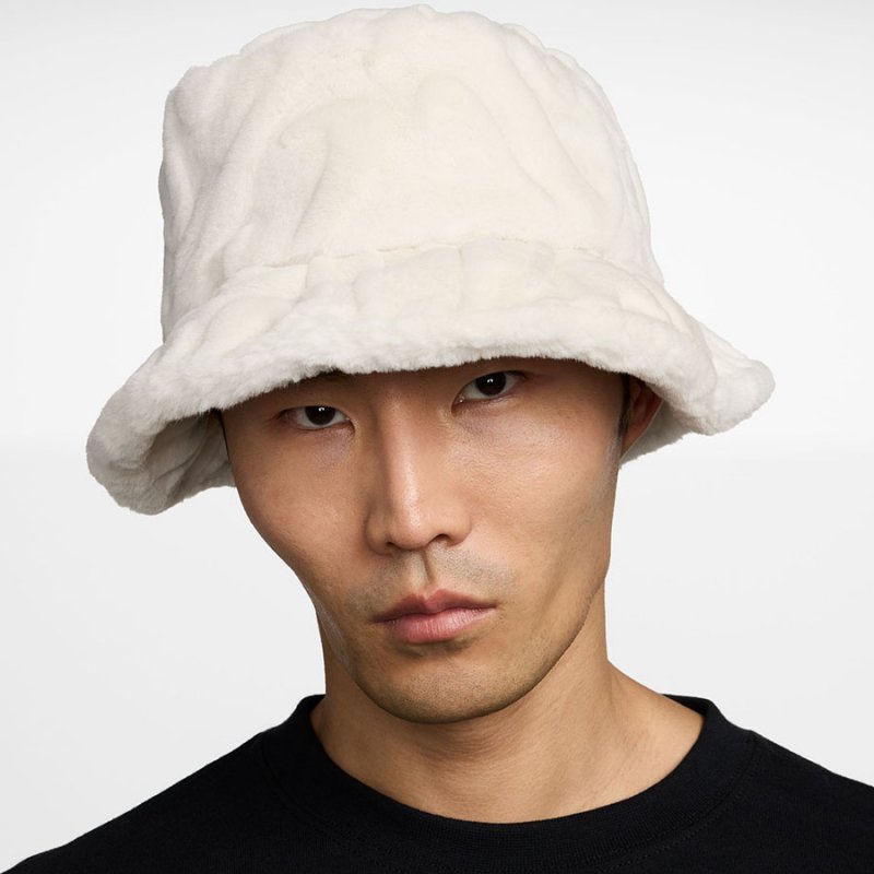 Kapelusz Nike APEX ocieplany HF7194-030  