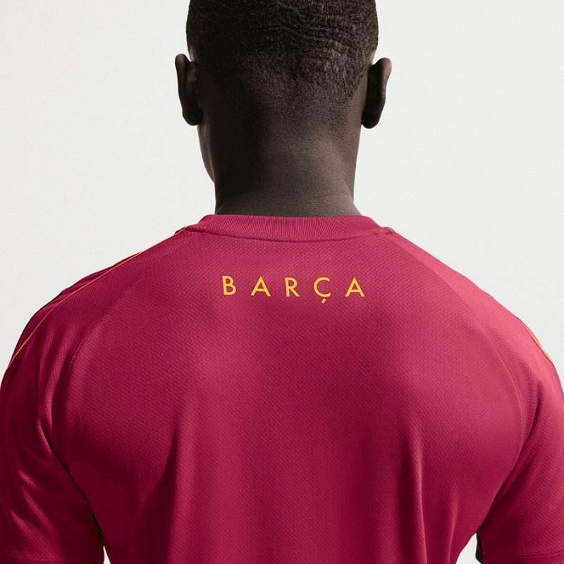 Koszulka Nike FC Barcelona Strike SS Top II2254-621 L czerwony
