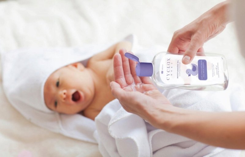 Cyclax Nawilżająca Oliwka  dla dzieci 300 ml