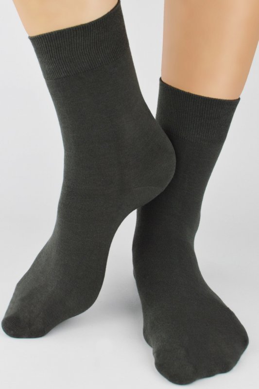 NOVITI SKARPETY GŁADKIE SUPER SOFT SB076