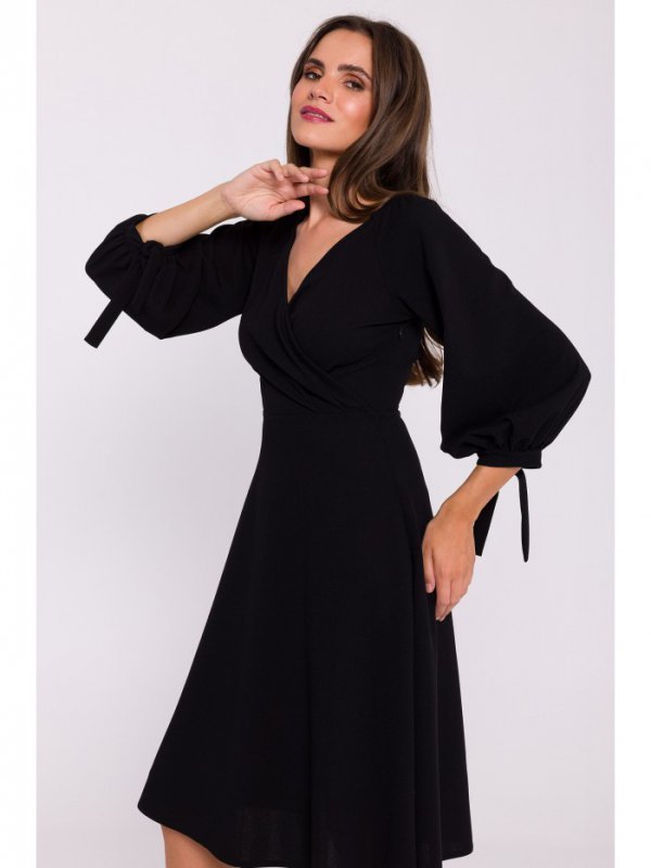 Stylove S383 Sukienka rozkloszowana z wiązanymi rękawami - czarna