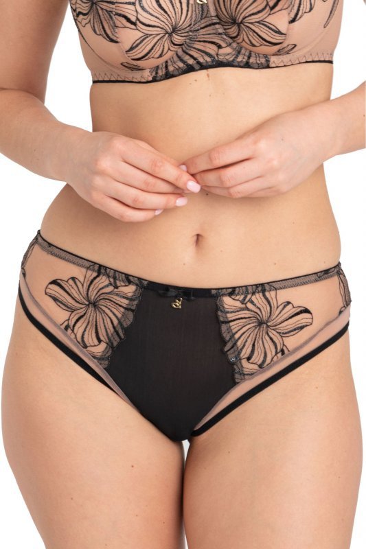 Samanta Figi tanga Roma M300 tattoo