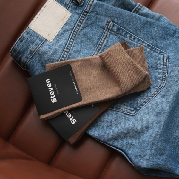 Steven Skarpety 056 105 beżowy melanż