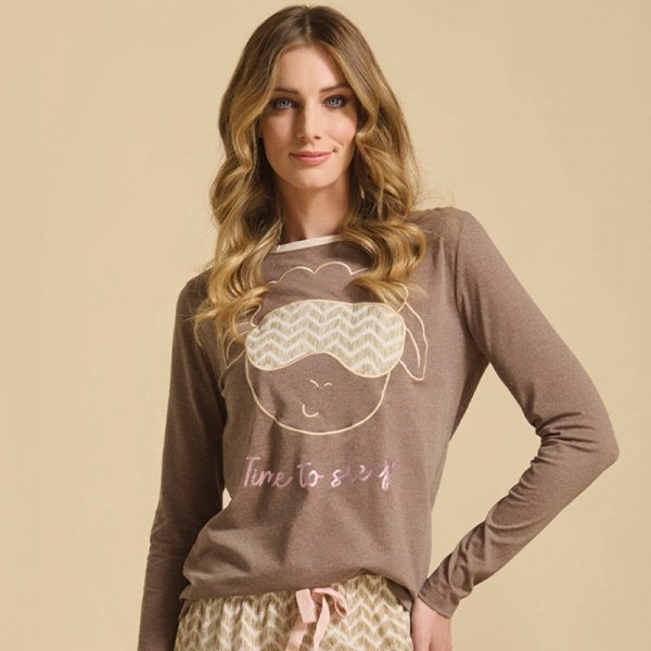 Sorbetto DEBORAH Długa piżama damska z owieczką i napisem, brązowa