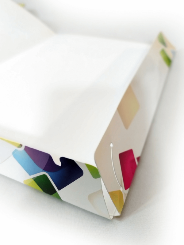 teczka Eko / Kraft, druk pełnokolorowy jednostronny 4+0, papier ekologiczny Materica Kraft 250 g lub Krafliner 300 g 100 sztuk