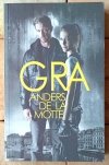 Anders de la Motte Gra - okładka