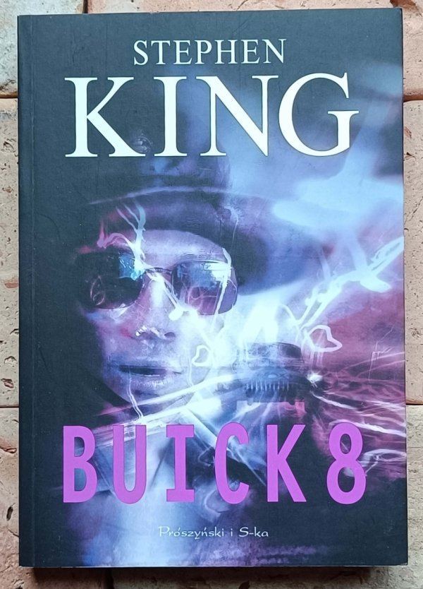 Stephen King - Buick 8 - okładka
