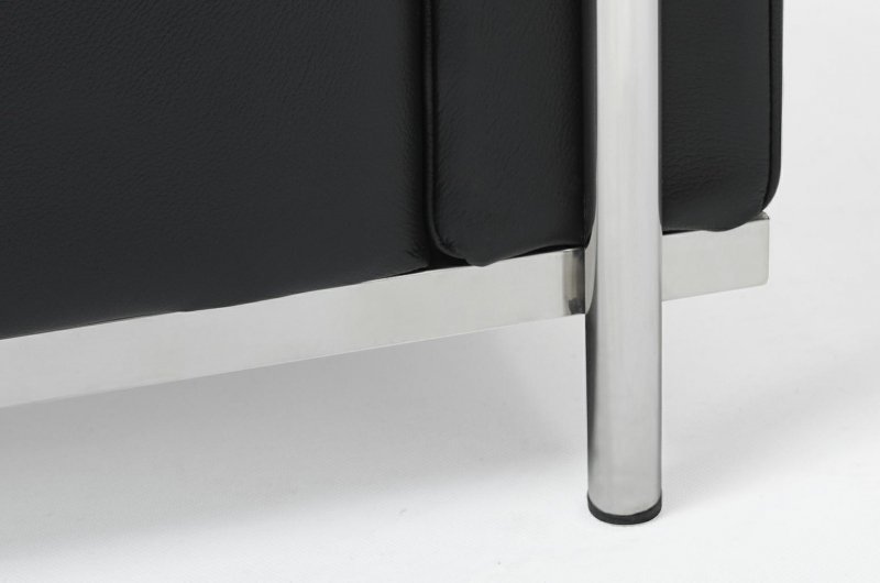 Sofa trzyosobowa SOFT LC2 czarna - włoska skóra naturalna, metal