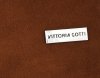 GEANȚĂ DIN PIELE tip poștaș Vittoria Gotti maro V5576