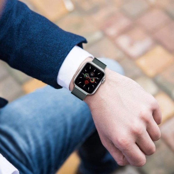TECH-PROTECT MILANESEBAND APPLE WATCH 6 / 7 / 8 / 9 / 10 / SE / ULTRA 1 / 2 (44 / 45 / 46 / 49 MM) STARLIGHT