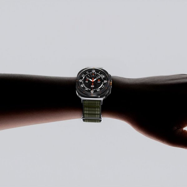 Pasek Spigen WBF0 do Samsung Galaxy Watch Ultra 47mm (2024/2025) – Zielony