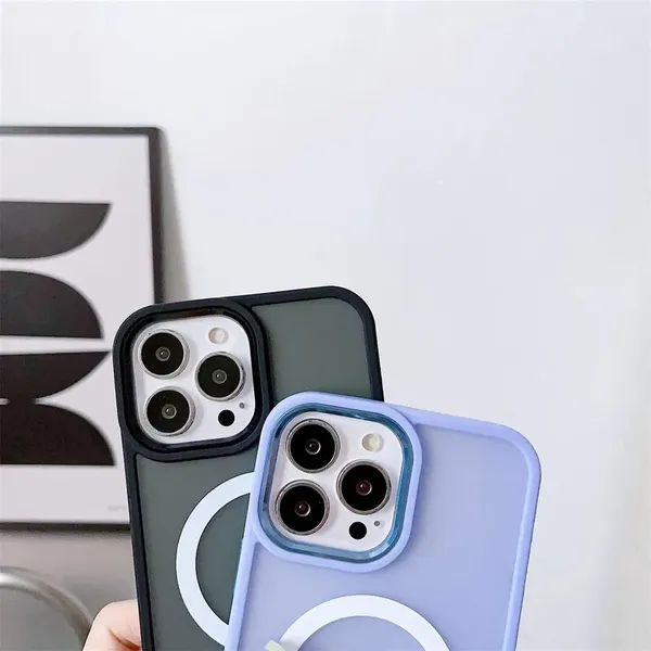 Magnetyczne etui z MagSafe Color Matte Case do iPhone 14 - zielone
