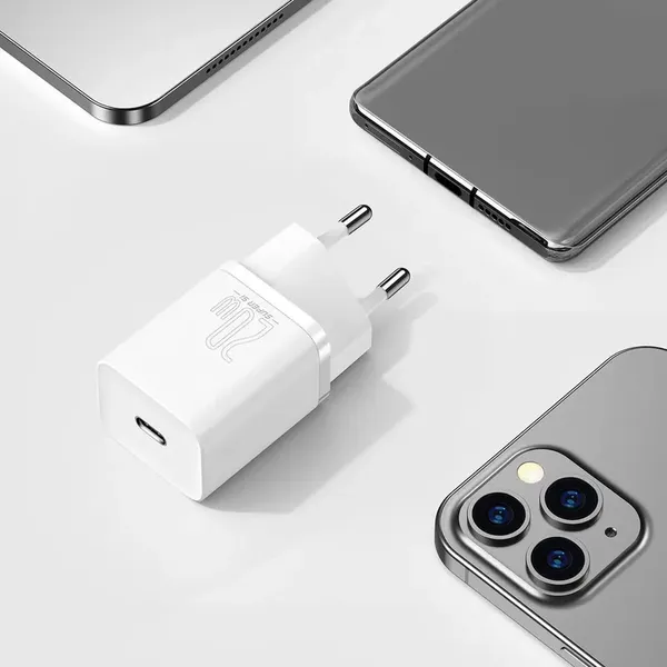 Baseus Super Si 1C szybka ładowarka USB Typ C 20W Power Delivery + kabel USB Typ C - Lightning 1m biały (TZCCSUP-B02)