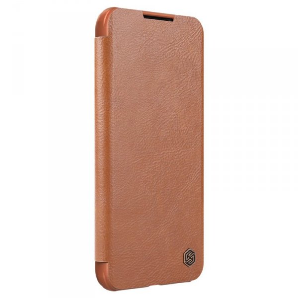 Nillkin Qin Leather Pro Case etui do Samsung Galaxy S22+ (S22 Plus) osłona na aparat kabura pokrowiec obudowa z klapką brązowy