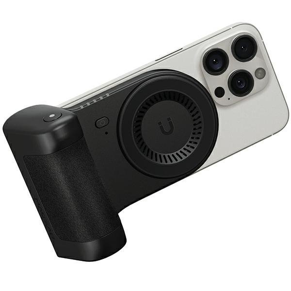 Energea Uchwyt do robienia zdjęć zwbudowanym powerbankiem Magear Magcam Grip czarny/black MagSafe PG-MCG5K-BLK