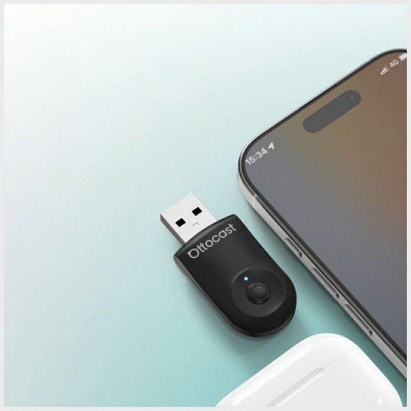 Adapter samochodowy Ottocast CA505-T     Mini CarPlay Bluetooth czarny
