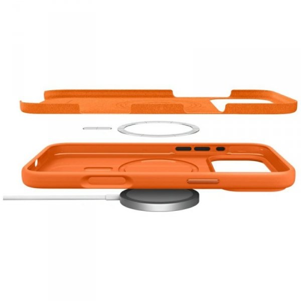 Etui Spigen Silicone Fit MAG MagSafe do  iPhone 17 Pro pomarańczowy