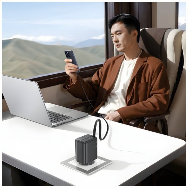 USAMS Ład. siec. 1xUSB-C ze zwijanymkablem USB-C Retractable PD+QC 30W Gan Fast Charging czarny/black YC Series CC241TC01 (US-CC