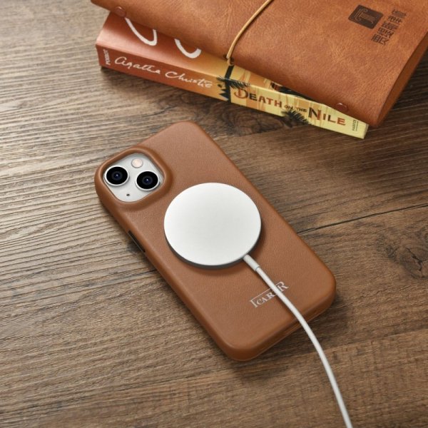 DUPLIKAT: iCarer CE Premium Leather Folio Case skórzane etui iPhone 14 z klapką magnetyczne MagSafe brązowy (WMI14220713-BN)