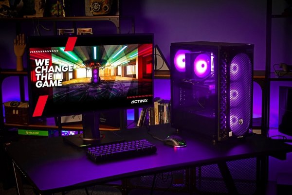 Komputer gamingowy Actina ENDORFY 7800X3D 32GB 2TB RTX5090 1000W W11H