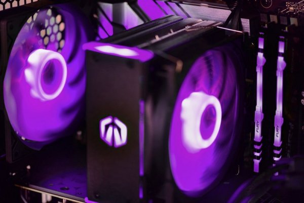 Komputer gamingowy Actina ENDORFY 7600 32GB 1TB RX7800XT 750W no OS