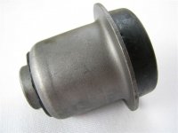 Tuleja Wahacza Przedniego Górnego 52088634 Liberty KJ KK Nitro 