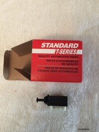 Brake Light Switch for Jeep Grand Cherokee ZJ & WJ 1994-2004 ESS/WJ/002A 