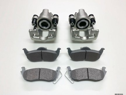 2 x Rear Brake Caliper & Pads for Jeep Grand Cherokee WK 2005-2010 BRK/WK/005A