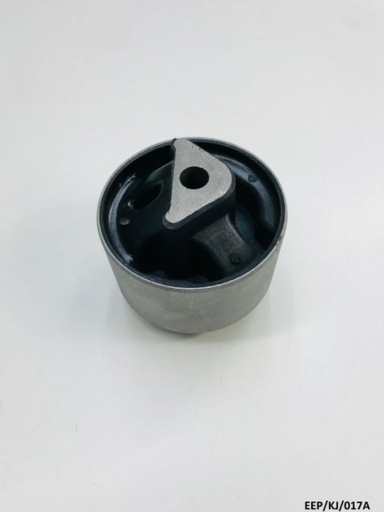 Left Engine Mount Bush for Jeep Cherokee Liberty KJ 2.4L 2002-2005  EEP/KJ/017A