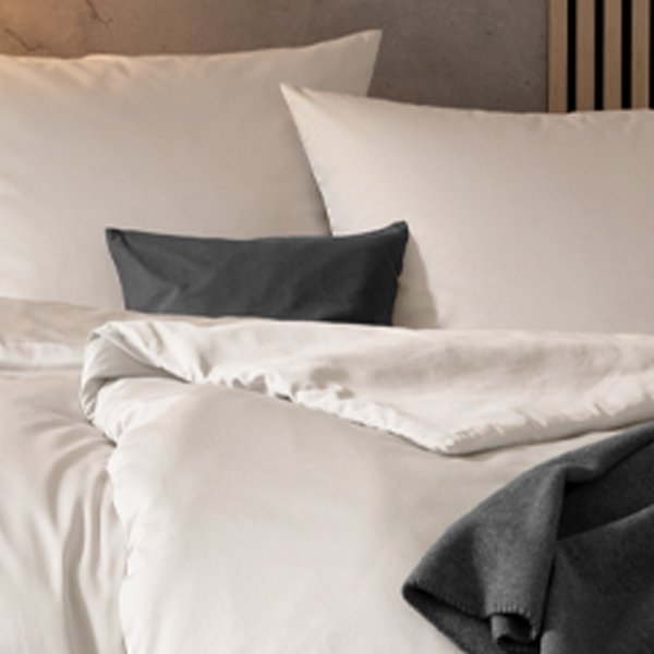 Estella mako satin jednolita Valetta kremowa 7844 200x220