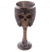 dekoracyjny gotycki kielich z czaszką - czaszka wojownika w hełmie