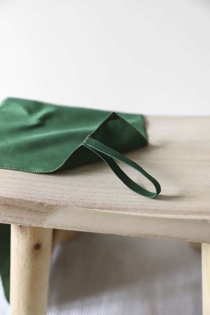 Ręcznik z mikrofibry z gumką 