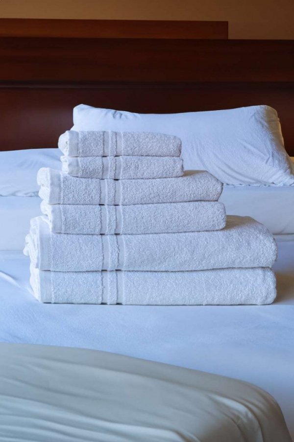 Ręcznik hotelowy 30 x 50 biały