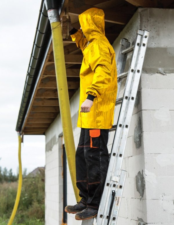 WATERPROOF JACKET 3/4 (ZIP AND SNAPS) 616