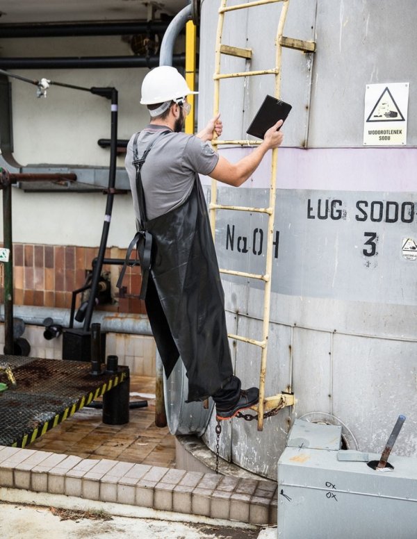 WATERPROOF ACID-LYEPROOF APRON 124