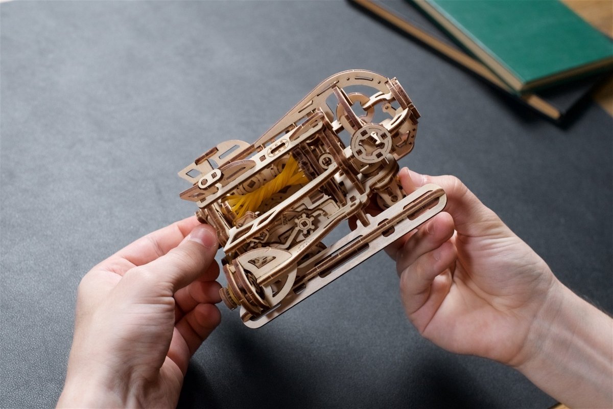 Puzzle 3D Drewniane Steampunkowa Łódź Podwodna uGEARS Smart