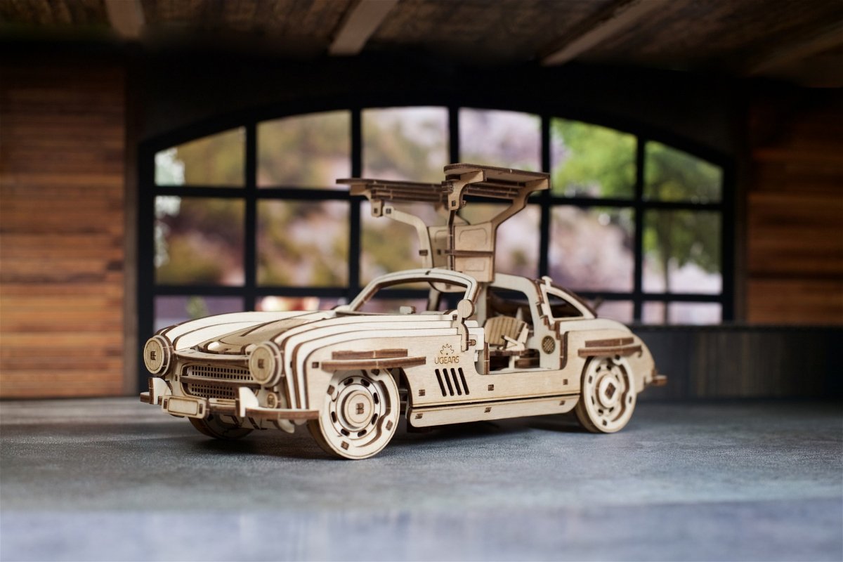 Puzzle 3D Drewniane Winged Sports Coupe uGEARS