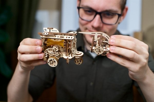 Puzzle 3D Drewniane Steampunkowa Łódź Podwodna uGEARS Smart